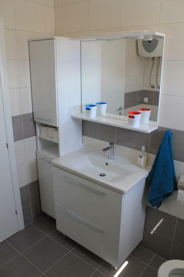 Mina Apartments Okrug Gornji Esterno foto